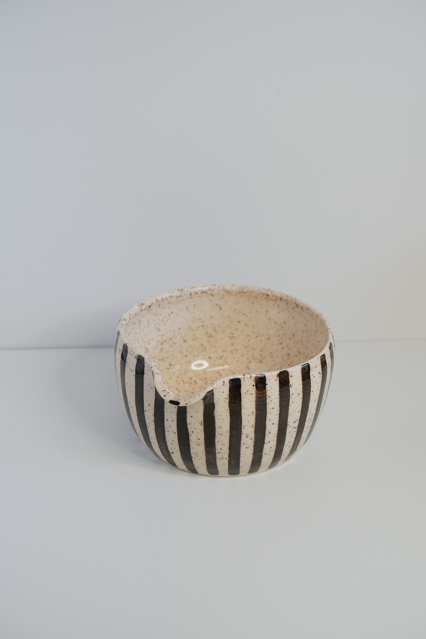 'striped brown' matcha bowl