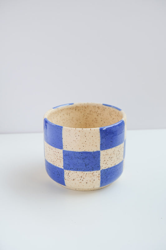 checkered blue mini cup