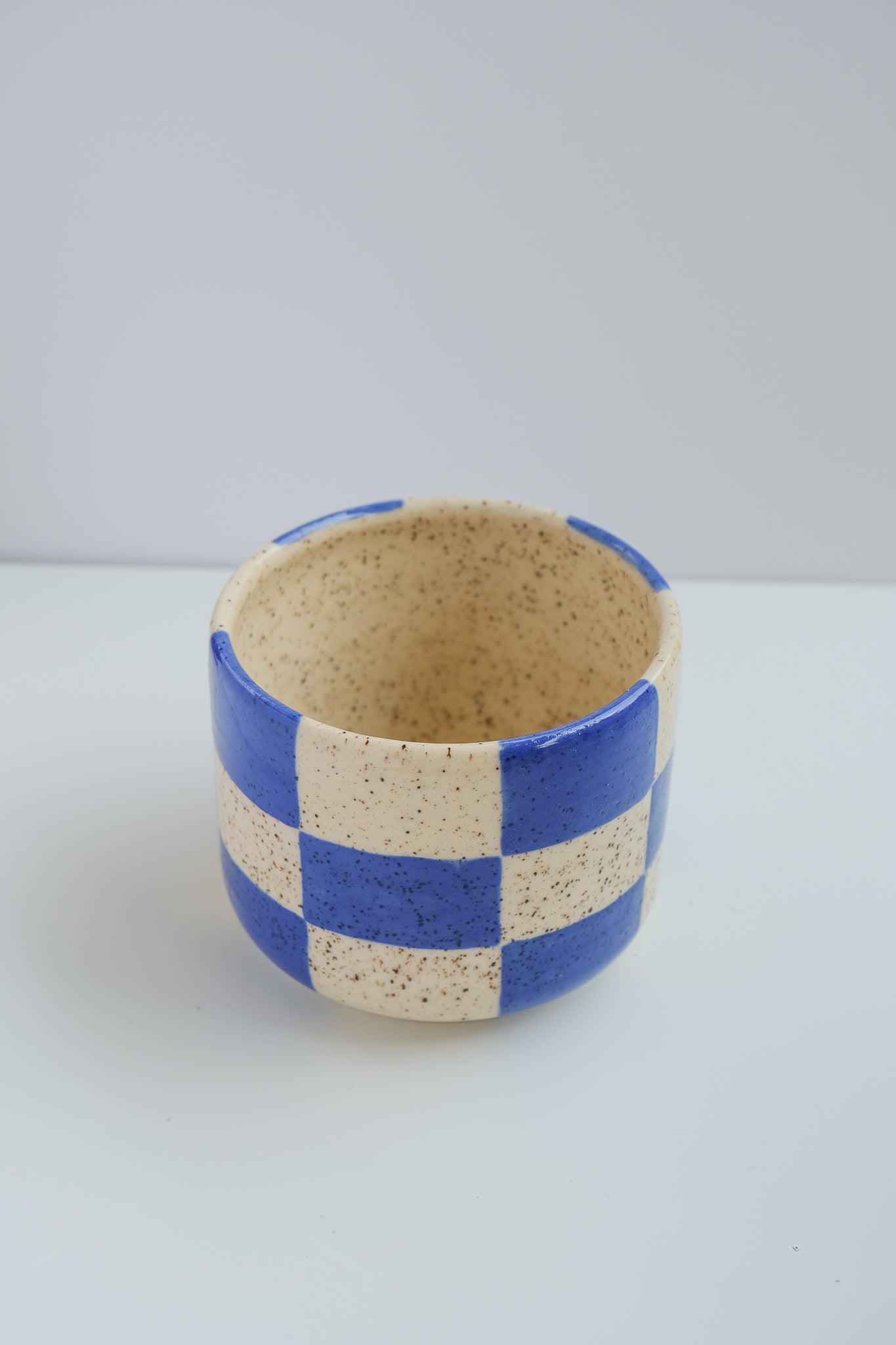 checkered blue mini cup