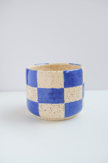 checkered blue mini cup