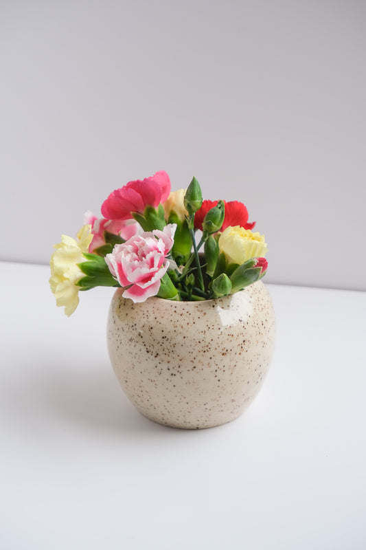 simple round vase