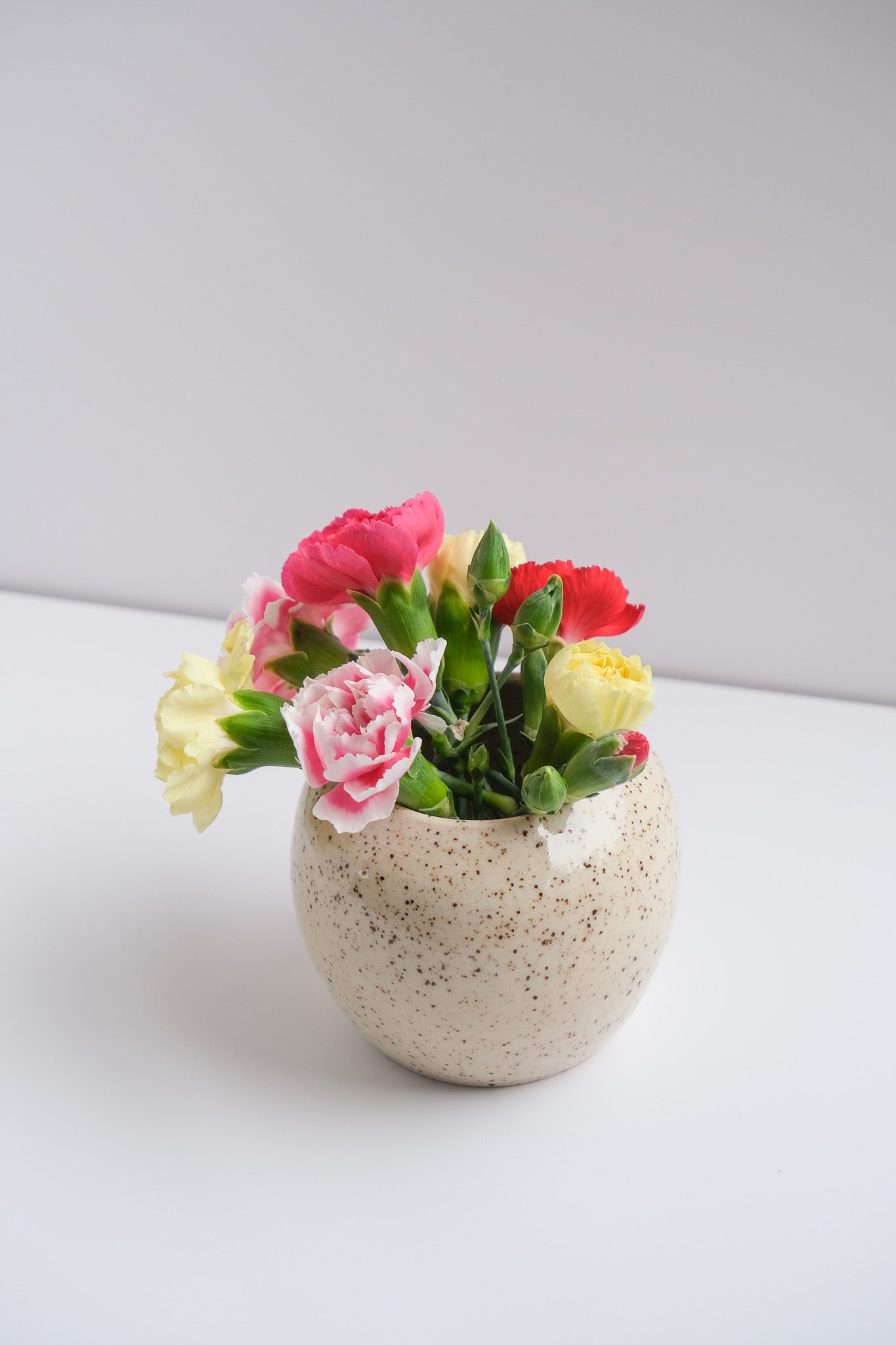 simple round vase